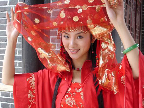 Chinese brides wear red
